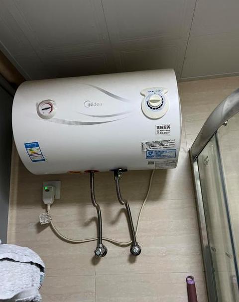 热水器耗电量大吗