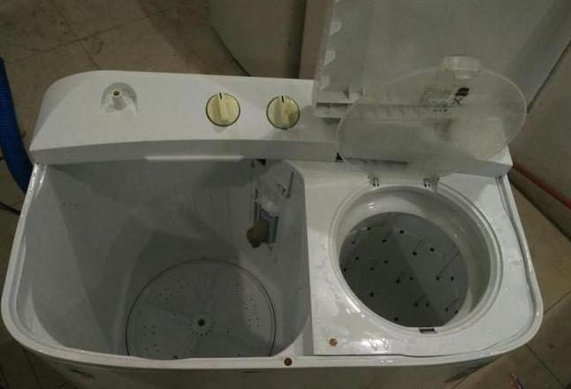双筒洗衣机维修甩干